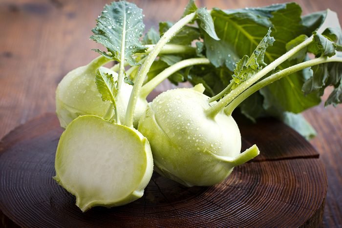 How to consume kohlrabi?